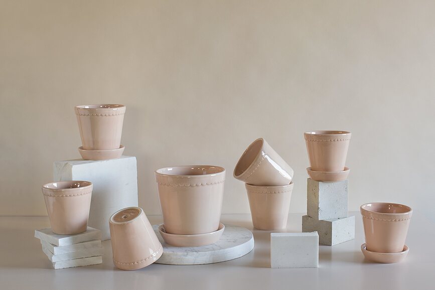 Helena Lončanica s podloškom glazirana ružičasta 14 cm