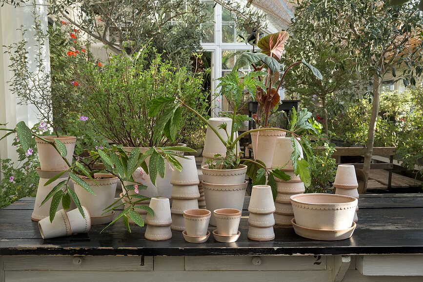 Helena Tegla s podloškom 12 cm ružičasta