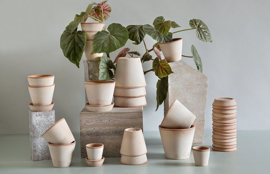 Julie Posuda za cvijeće s podloškom 14 cm ružičasta