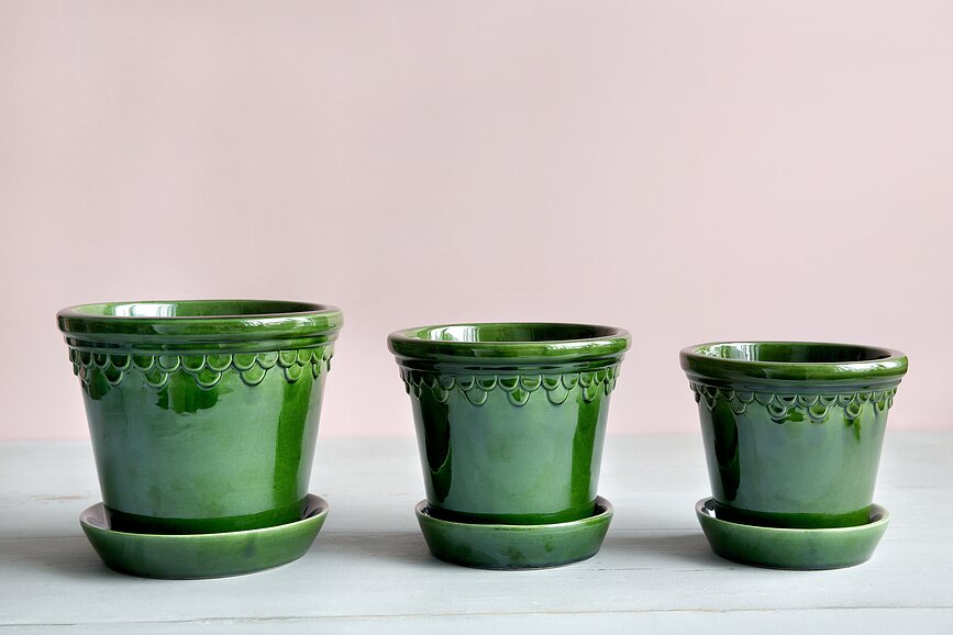 Maceta esmaltada Københavner, 12 cm, verde, con plato
