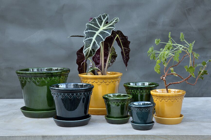 Maceta esmaltada Københavner, 12 cm, verde, con plato