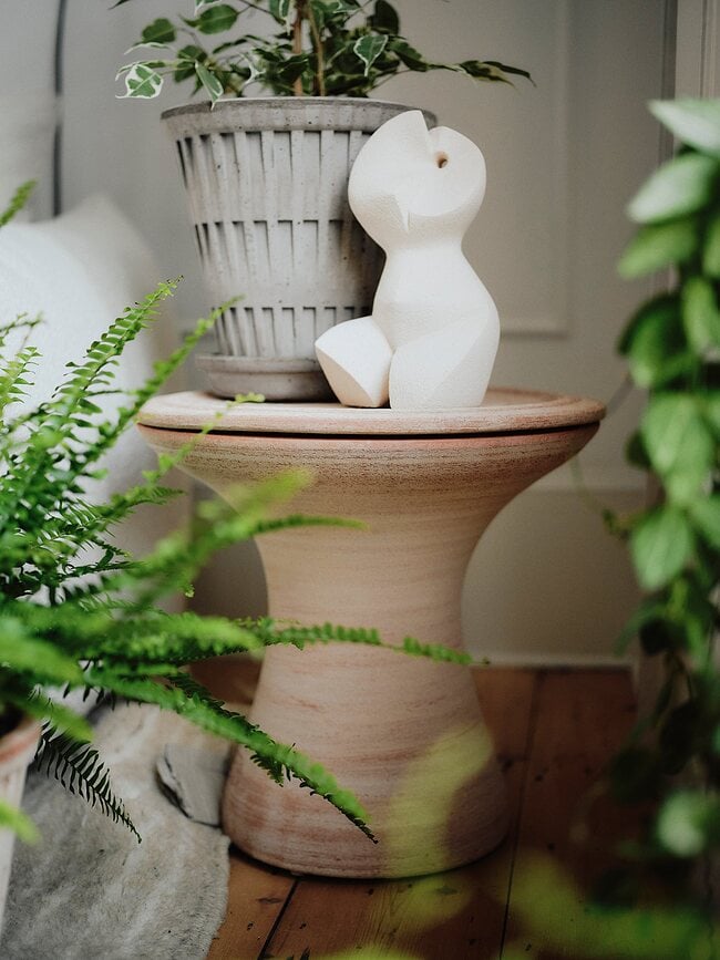 Pantheon Lonček za rože s podstavkom, 12 cm, siv