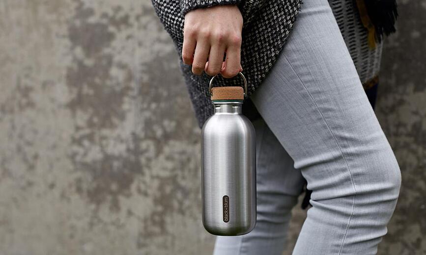 Botella de agua de acero inoxidable Black+Blum, verde azulado