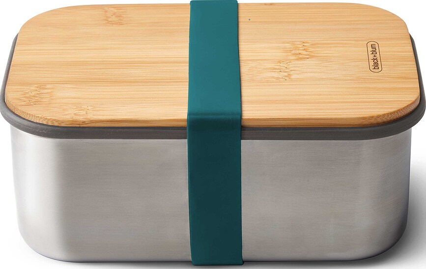 Ensfarvet madkasse Black+Blum L seafoam med håndtag i rustfrit stål