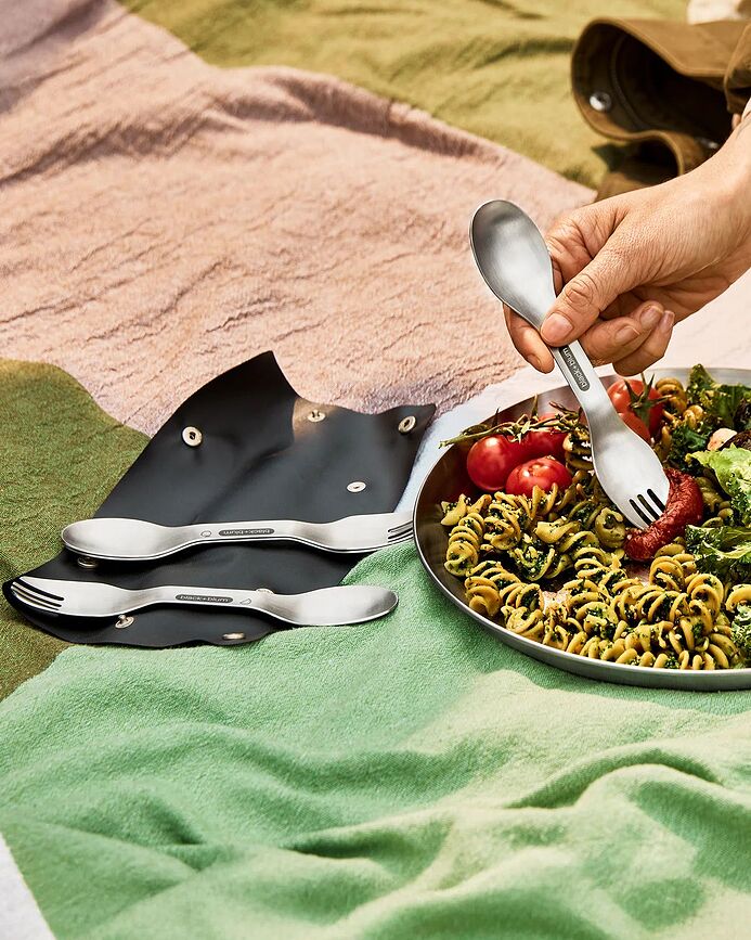 Set de cubiertos con estuche Black+Blum, de 5 piezas