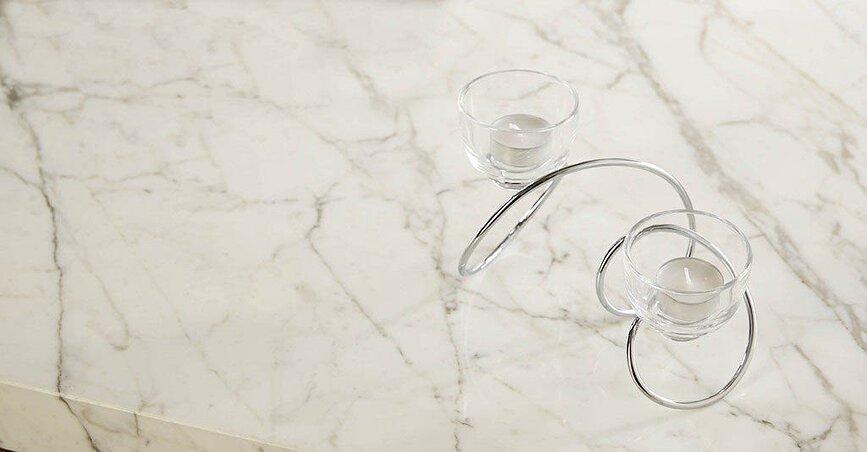 T-Loop Outdoor Candlestick