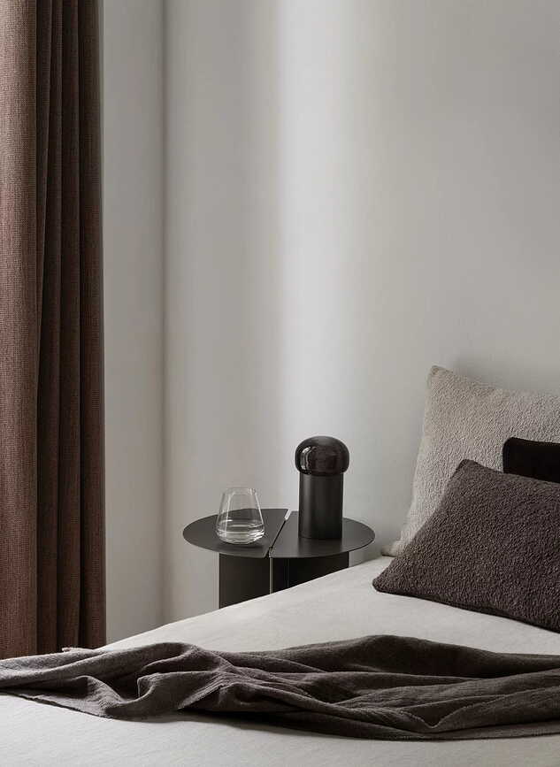 Iris Lampe sans fil, métallique