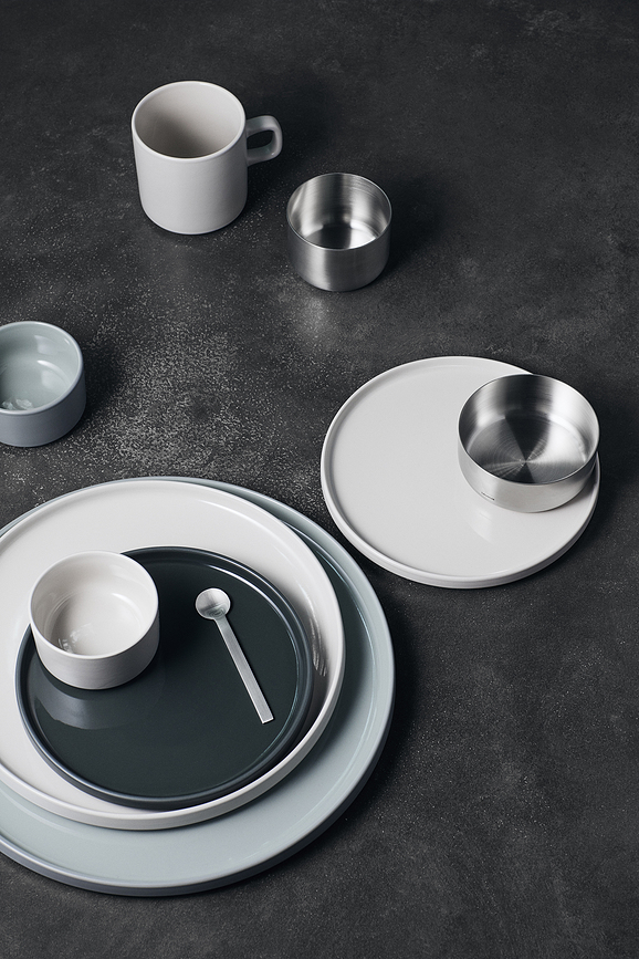 Plato de Postre Pilar, gris mirage