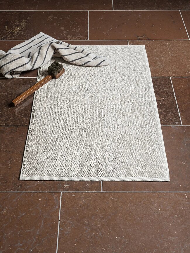 Toalla de rayas finas Arto, 50 x 100 cm, verde agave