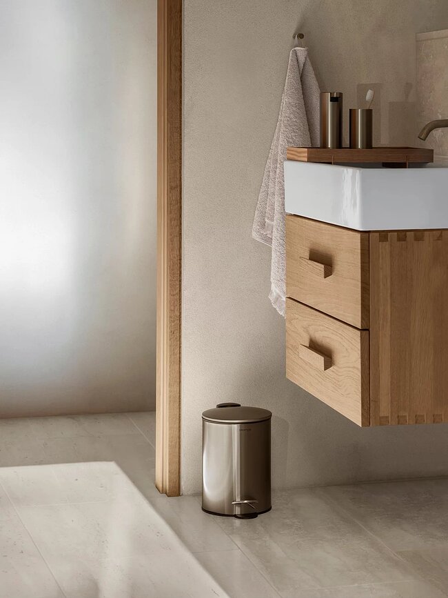 Tubo Poubelle, laiton