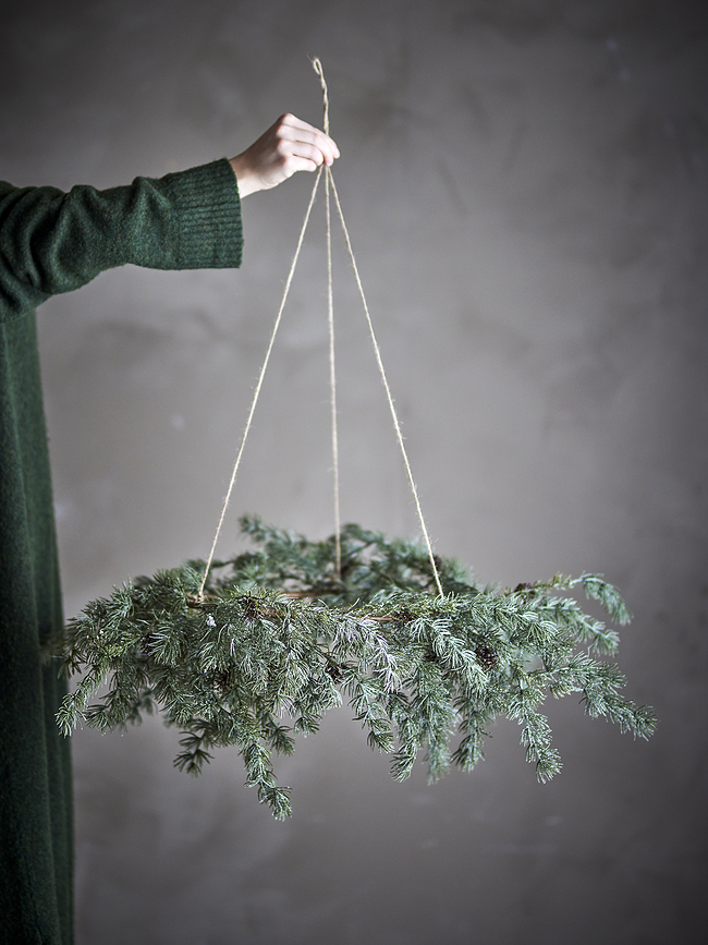 Cedar Couronne de Noël à suspendre, 70 cm