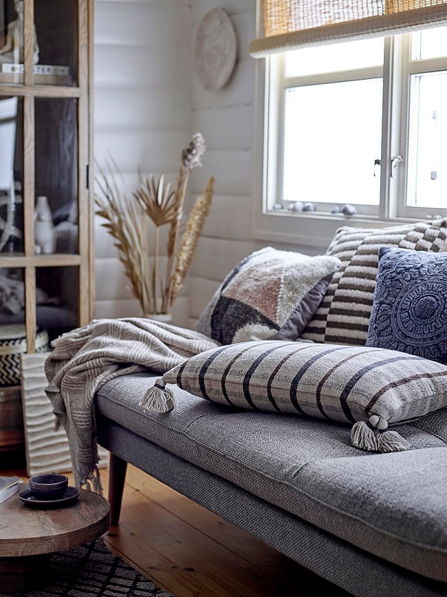 Ebna Jastuk dekorativni 40 x 60 cm reciklirani