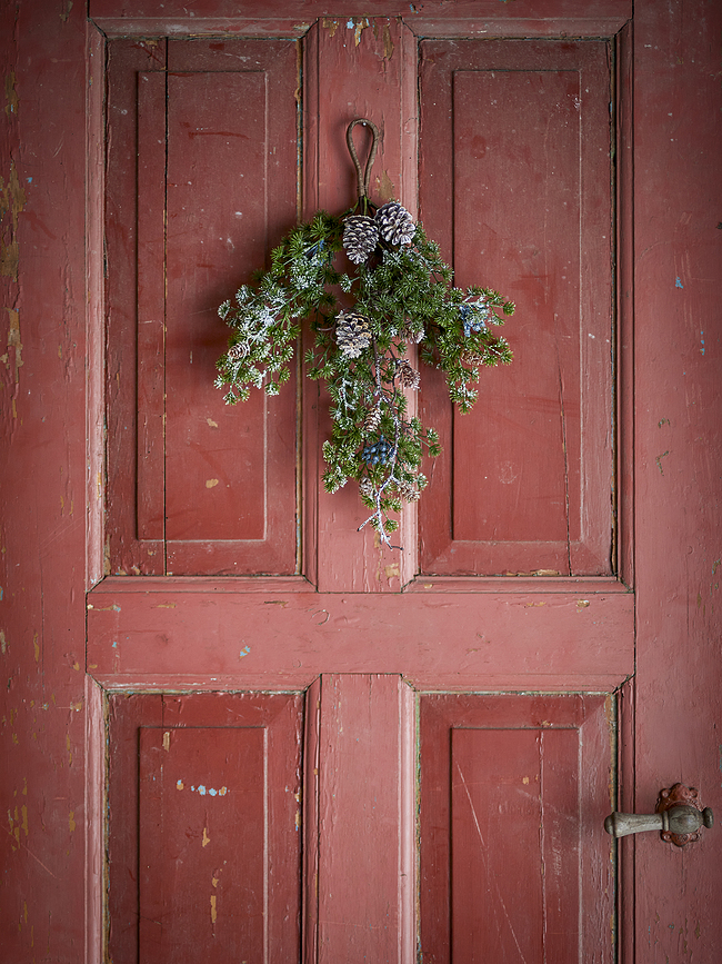 Girlanda Cedar, πεύκο