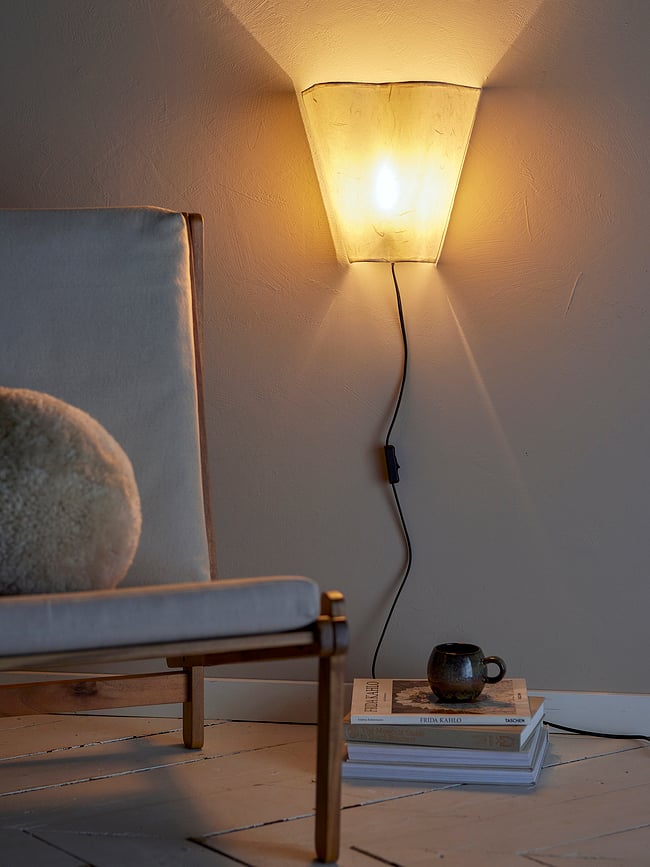 Janese Zidna Svjetiljka