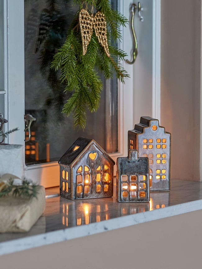 Kalia Lanterne, 3 kosi