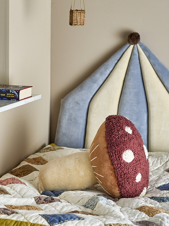 Mushroom Coussin Décoratif en forme de champignon