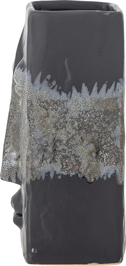 Nasru Βάζο, 22 εκ.