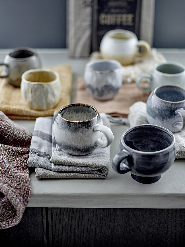 Paula Skodelica, zeleno-rjava