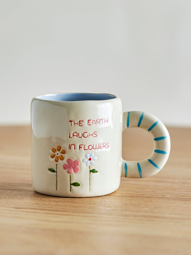 Puodelis Cloudy The earth laughs in flowers