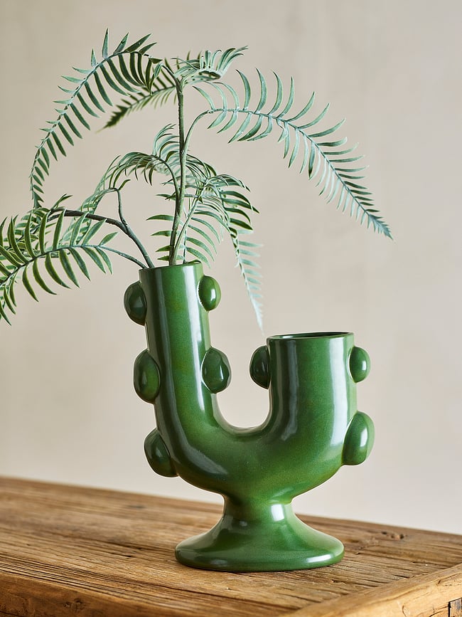 Tanu Vase