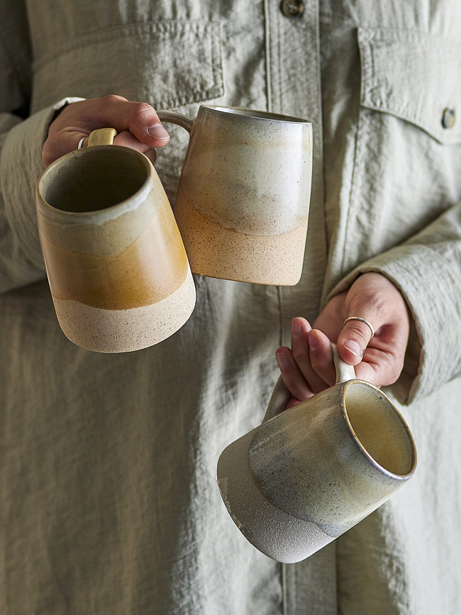 Tazas Soleia 390 ml, marrones, 3 unidades