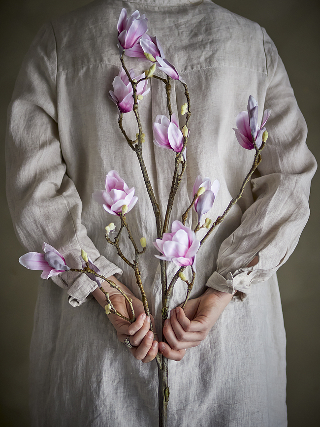 Umetna vejica Bloomingville magnolija