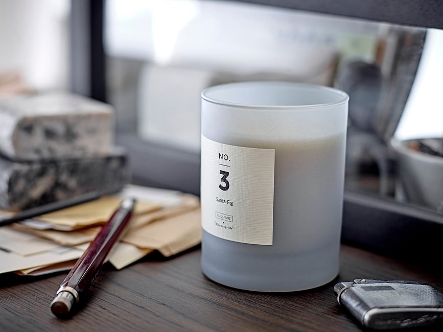 Vela aromática Illume No.6 Sequoia, 10 cm