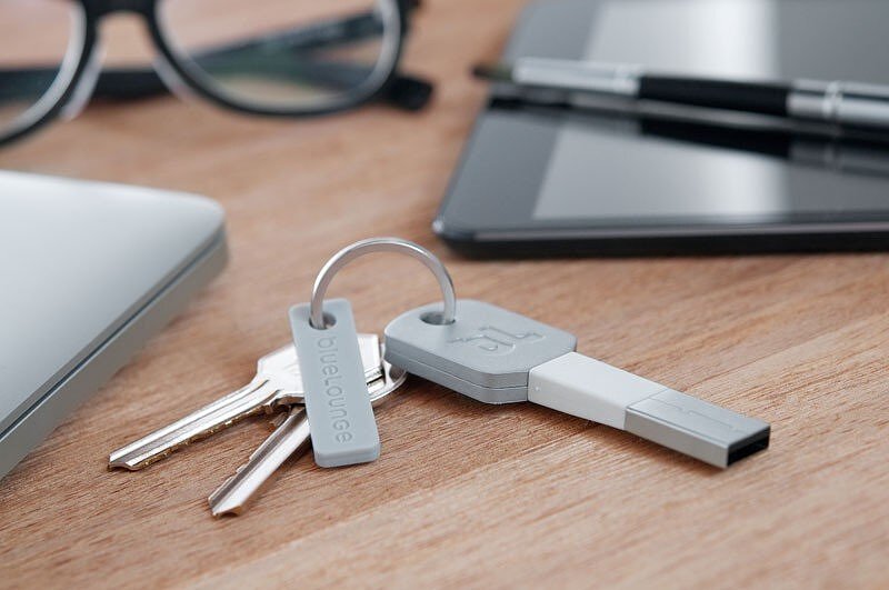 Kii Porte-Clés Câble de Charge USB Lightning, blanc