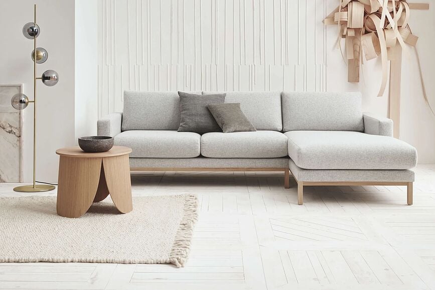 Lámpara de pie de latón Orb