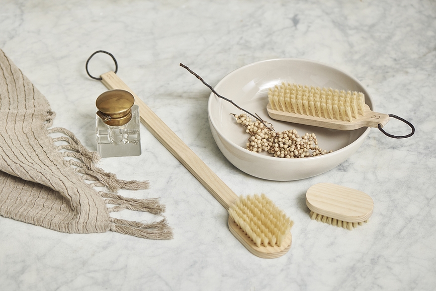 Let Brosse de Bain, en frêne clair