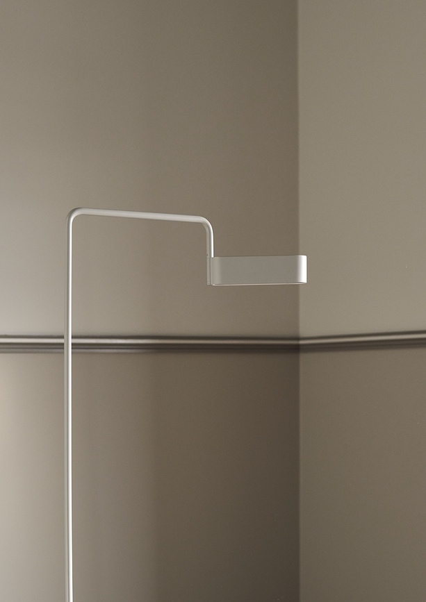 Scribe Lampadaire, laiton