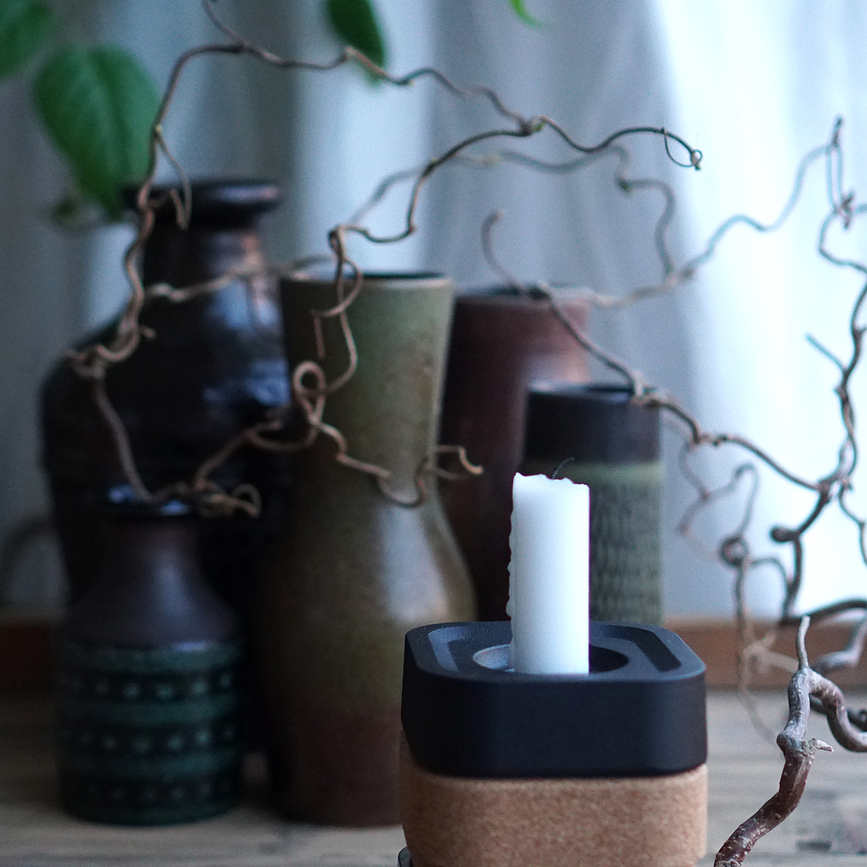 Base de Corcho Stumpastaken Ettan, negra, para candelabro