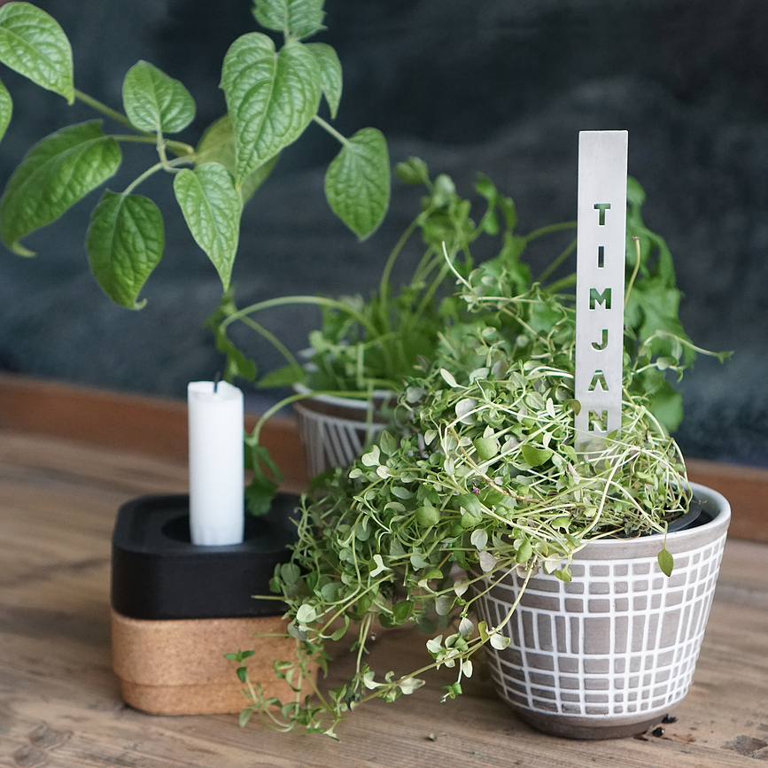 Base de Corcho Stumpastaken Ettan, negra, para candelabro