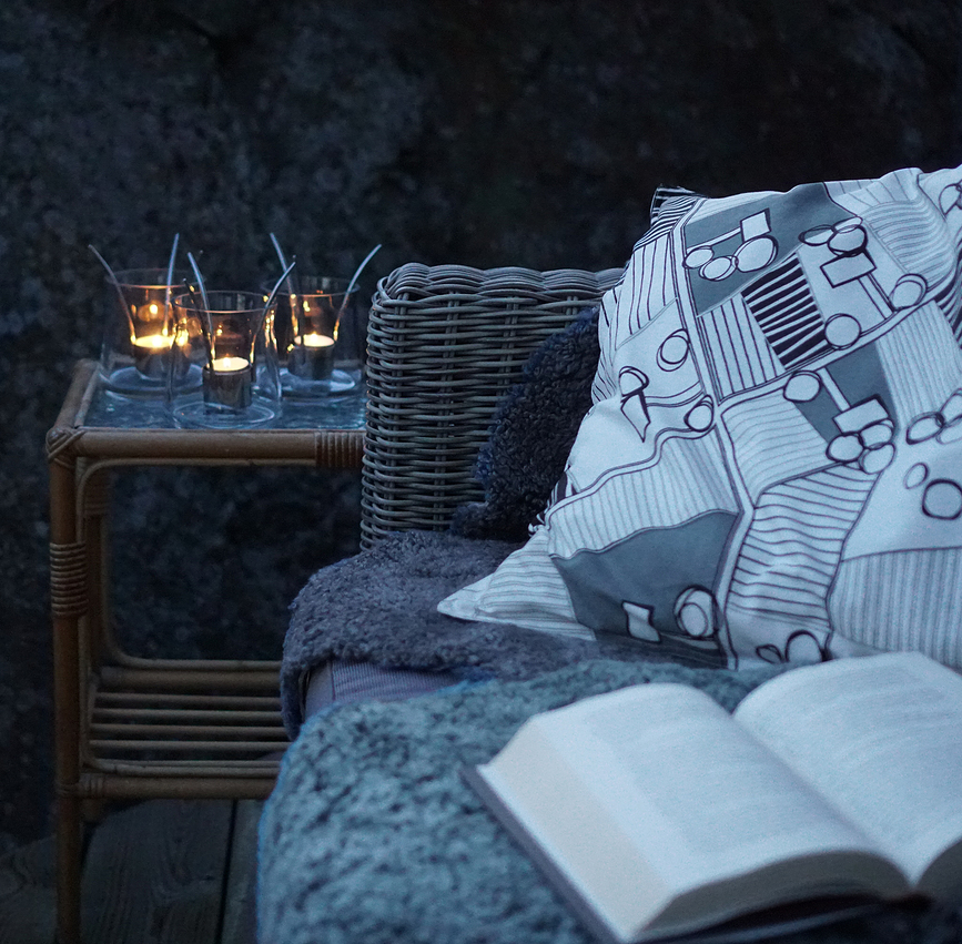 Portavelas de acero cepillado Born in Sweden