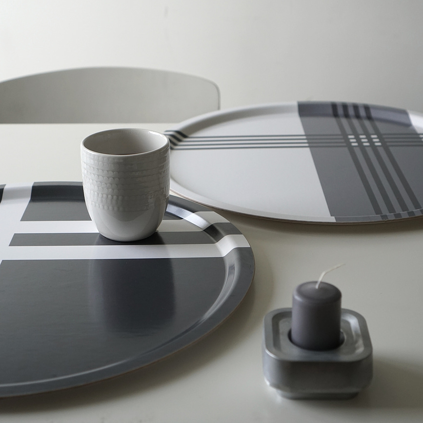 Cross Thin Pladanj za posluživanje 31 cm crveni