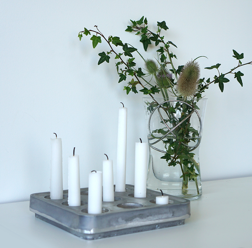 Candelabro de aluminio Stumpastaken, modelo S