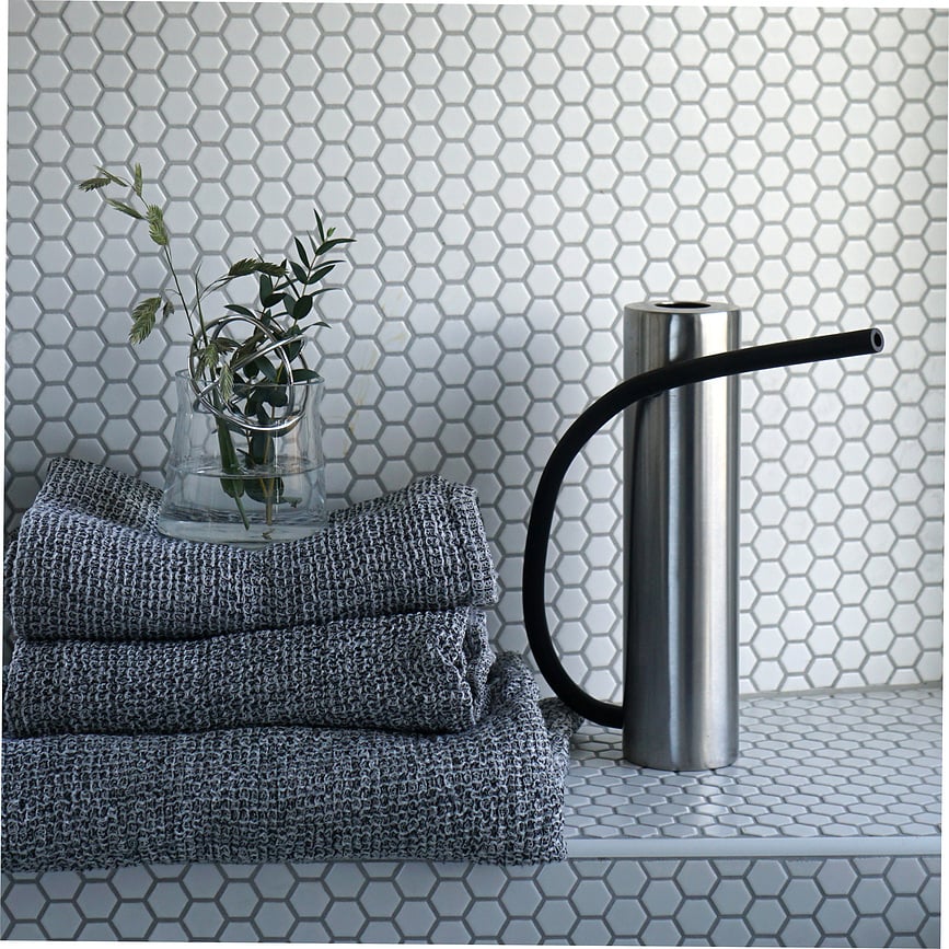 Regadera Born in Sweden, acero inoxidable mate