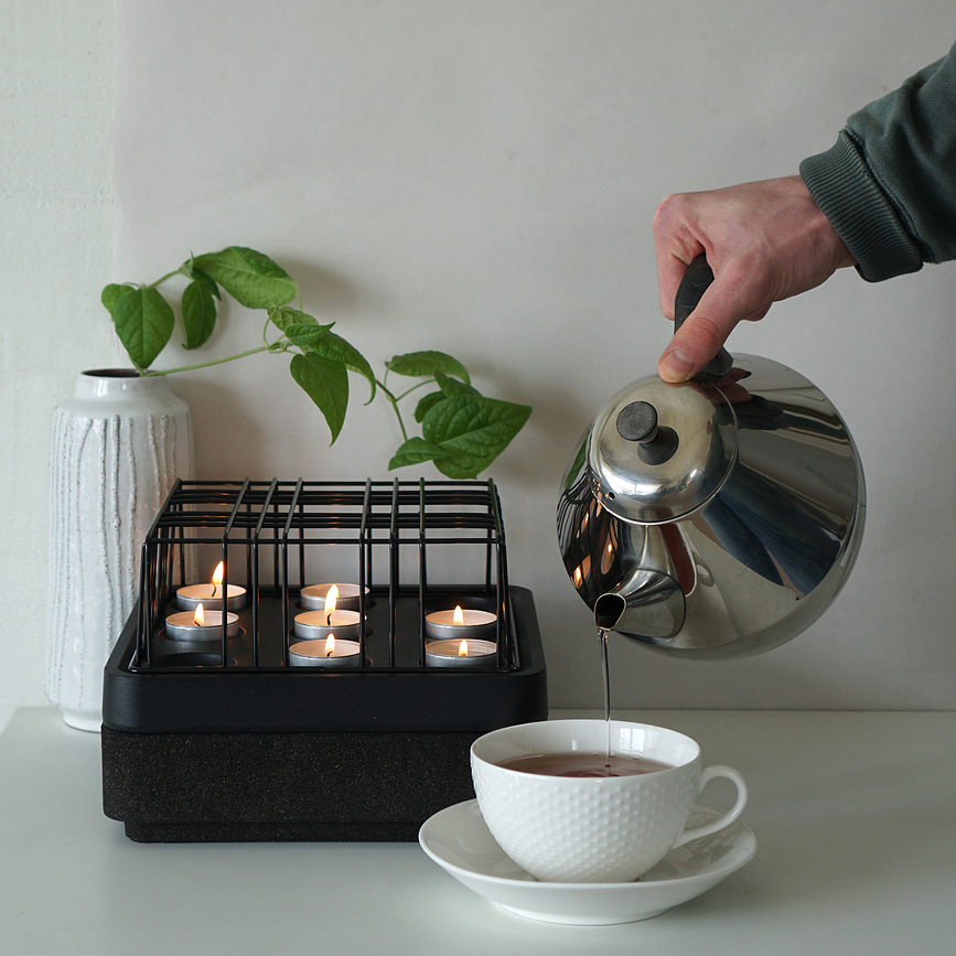 Stumpastaken S Podstavek, plutovinast, črn