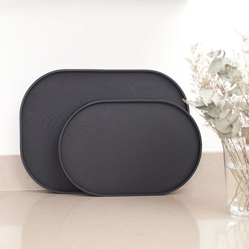 Bosign Pladenj ovalen M, z nedrsečo prevleko, vrbov les