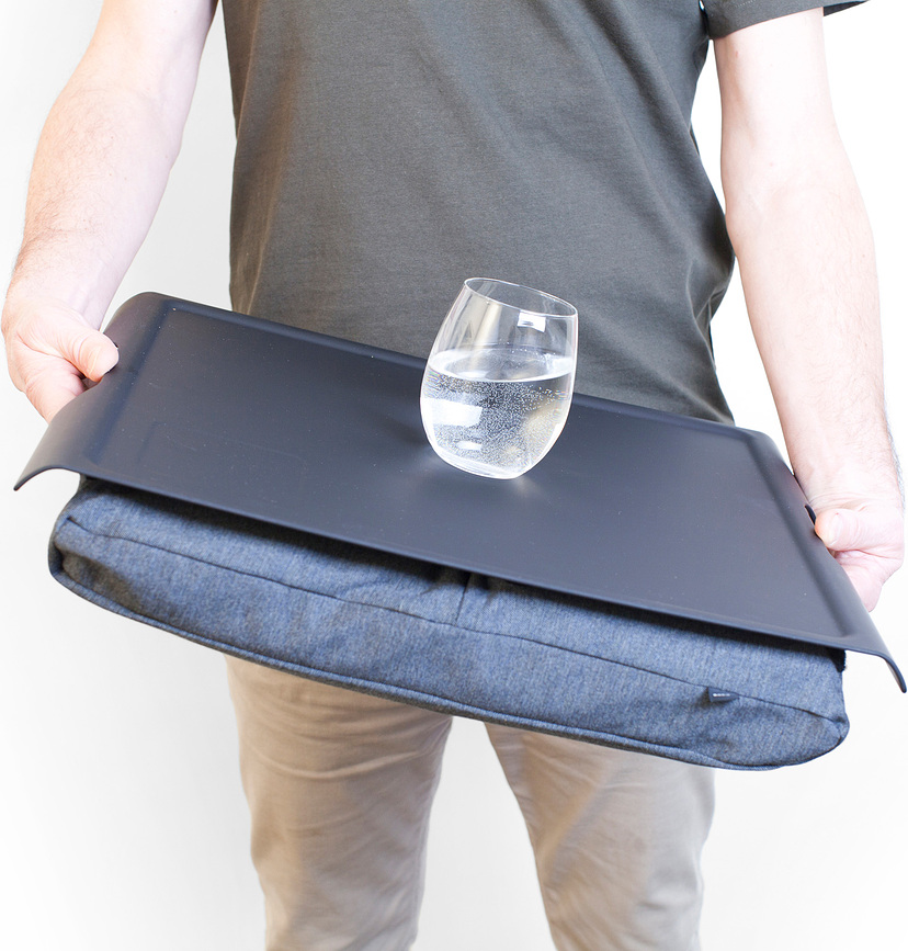 Laptray Δίσκος, μαύρος, με αντιολισθητική επιφάνεια, με γκρι μαξιλάρι