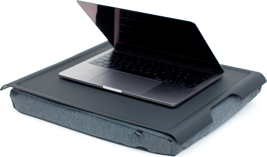Laptray Pladenj z protizdrsno površino, črn, s sivo blazino