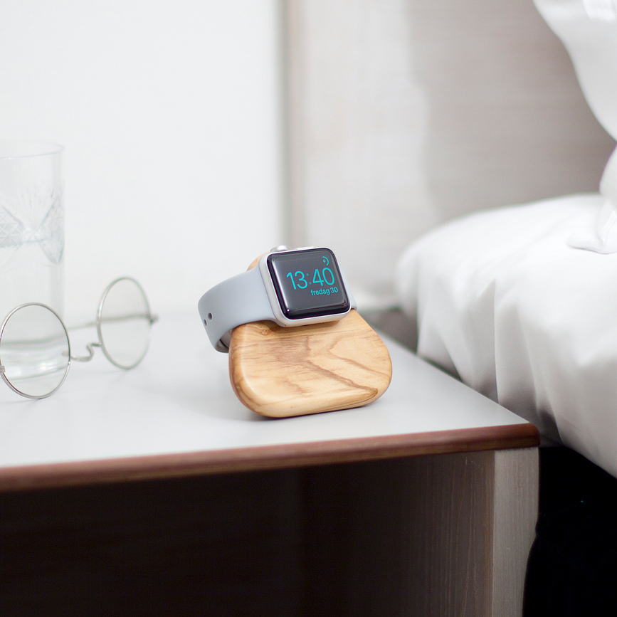 Tetra Nightstand Stojalo za ure Apple Watch, črno, litoželezno