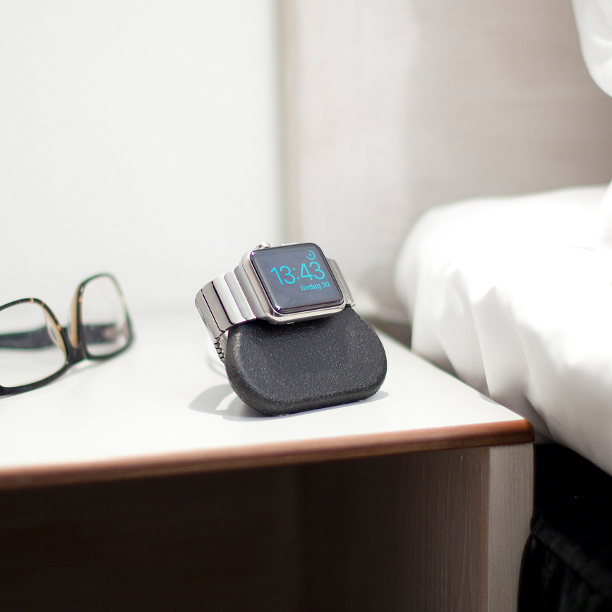 Tetra Nightstand Support pour Apple Watch, en fonte, noir