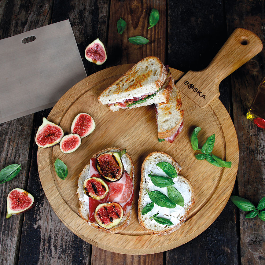 Friends Πλατώ Τυριών, μικρό