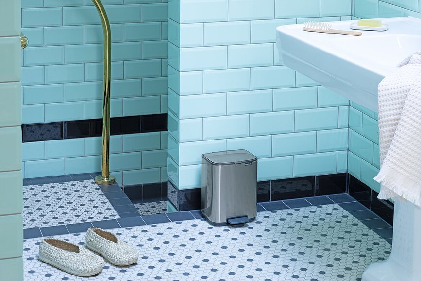 Bo Koš za Smeće s pedalom 7 L čelični mat