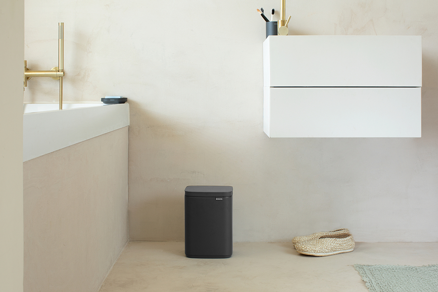 Bo Koš za smeti, 4 l, svetlo bež