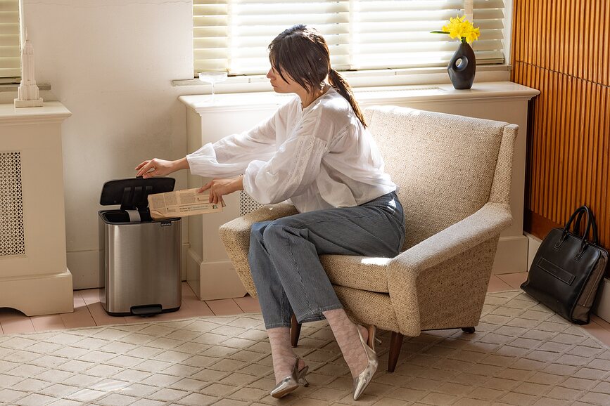 Bo Koš za smeti s pedalom, 12 l, temno siv