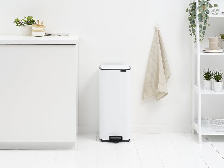 Bo Poubelle à Pédale 30 l, en acier mat