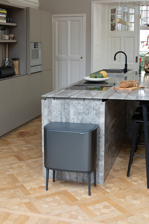 Bo Touch Bin papperskorg 36 l, silver