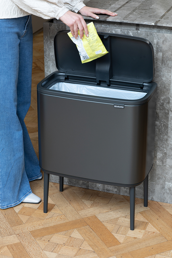 Poubelle Bo Touch Bin 36 l, argentée